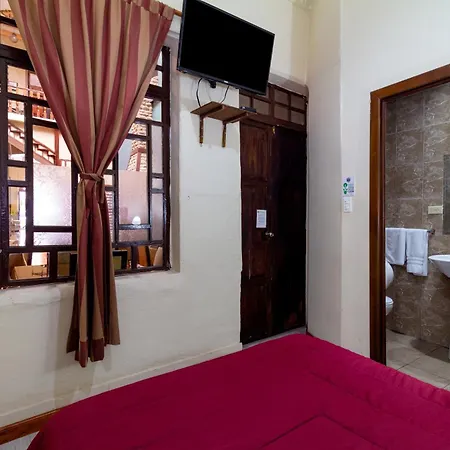 Hotel Majestic 1 Cuenca Exterior photo