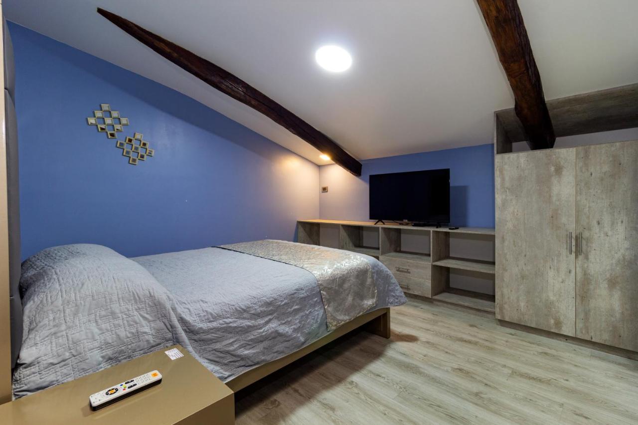 Majestic 1 3* Cuenca